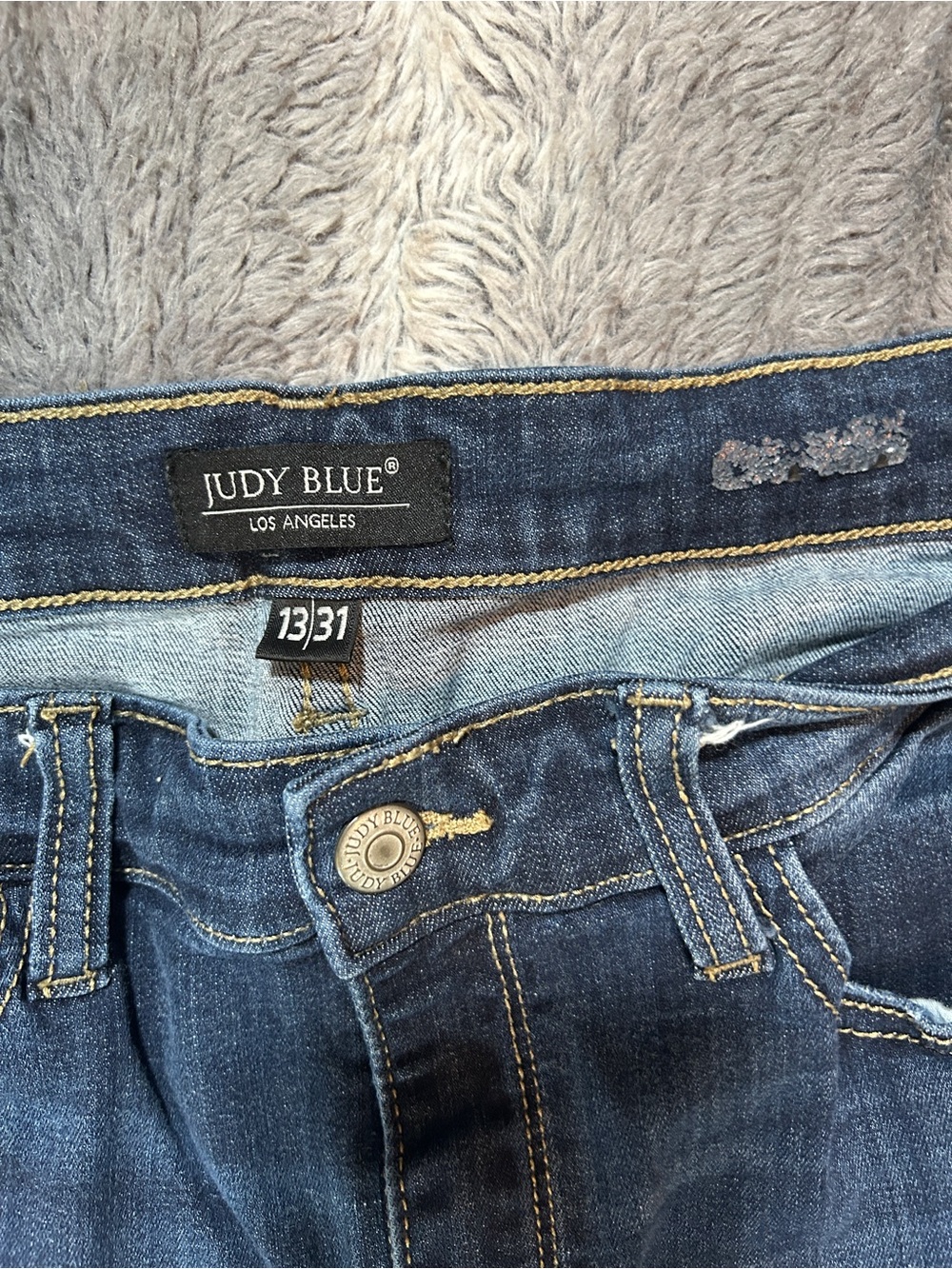 Judy Blue High Waist Raw Hem Flare Jeans Dark Wash Size 13 / 31 (Fits US 14) - Picture 2 of 10